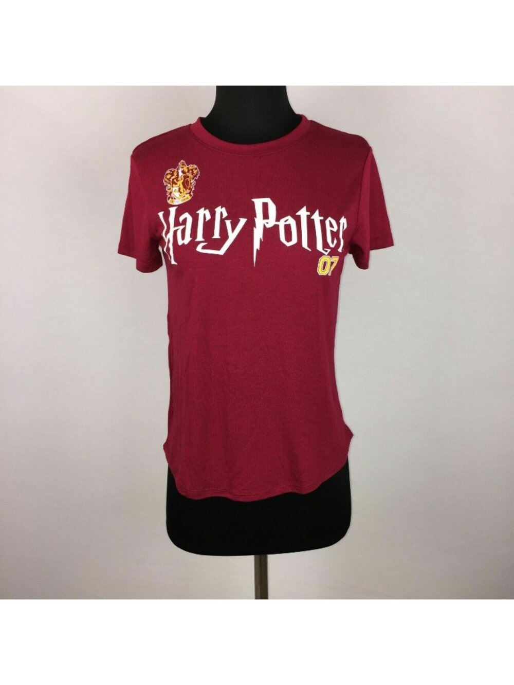 Harry Potter Gryffindor Quidditch 07 T-Shirt Juniors XS Graphic Print Round Hem